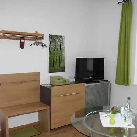 Famos Schlafen Варбург