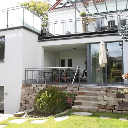 Famos Schlafen 招待所 瓦尔堡