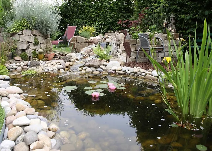 Famos Schlafen ゲストハウス ヴァールブルク